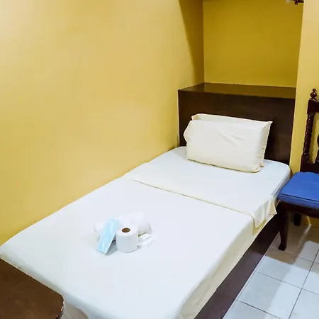 Hotel Juliano Manila Exterior photo